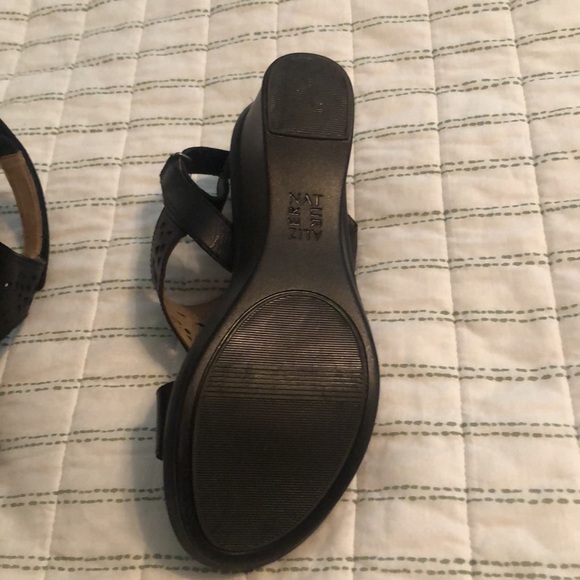 Naturalized Leather sandals with wedge heel - Picture 5 of 6